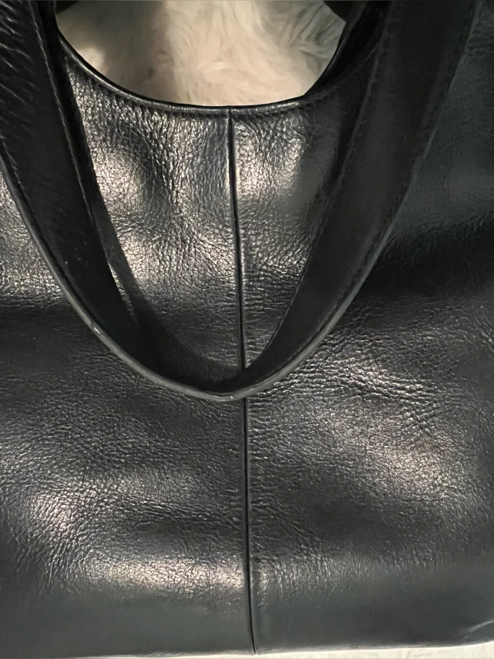 Tory Burch Bombe Leather Tote Bag in Black